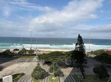 Apartamento · 90m² · 2 Quartos · 1 Vaga · Vendo Apartamento Frontal mar no Rio Hotel Residence na Barra da Tijuca. São 2
