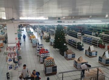 Comercial · 7000m² · Prédio 7000m² no Centro para Alugar