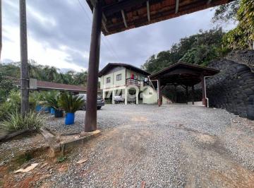 Casa · 2541m² · 3 Quartos · 4 Vagas · CASA COM 3 QUARTOS, AMIZADE