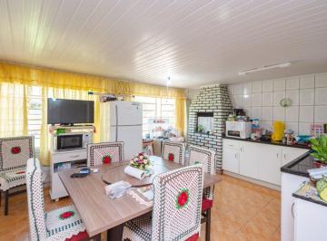 Casa · 130m² · 3 Quartos · 7 Vagas · Casa com 03 Dormitorios 130m² Passo D´Areia