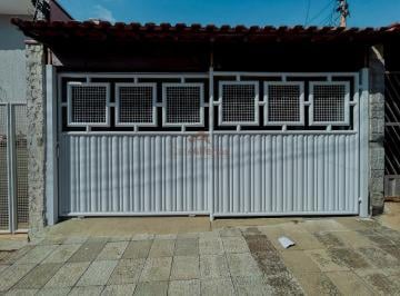 Foto 01 · Casa, Jardim América, Alfenas, MG
