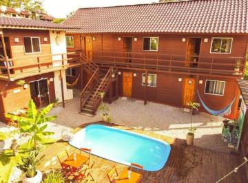 Apartamento de 1 quarto, Imbituba · Pousada para Arrendamento na Praia do Rosa