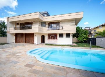 Foto 09 · Duas casas amplas em um terreno de 1.025m² no bairro Pirabeiraba, em Joinville/SC.