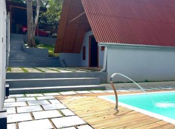 Rural de 2 quartos, Arujá · Chále moderno a venda em Arujá-SP