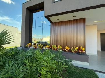 Casa · 300m² · 3 Quartos · 4 Vagas · Casa Térrea de Alto Padrão à Venda no Residencial Dona Maria Cândida