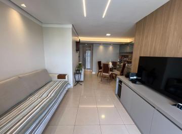 Apartamento de 3 quartos, Águas Claras · Imprensa IV 3 Qtos suite 98 metros Escritório Reformado 2 vgs Varanda Qd. 207