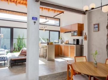 4779eae8-4b4c-46cb-bdab-ae980f5d8e8d · Espetacular casa para venda em Butantã com 2 quartos, sendo 1 suíte, 95m²
