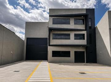 Comercial · 550m² · 10 Vagas · Comercial para Aluguel no Boqueirão – 550 m² em Curitiba/PR