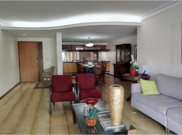 Apartamento · 180m² · 3 Quartos · 2 Vagas · "Seu Refúgio Urbano no Coração da Tamarineira"