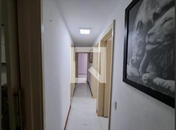 Sobre o imóvel: Apartamento claro e arejado, de fundos. São 3 ótimos quartos com · Apartamento para Aluguel - Leme, 3 Quartos, 100 m² - Rio de Janeiro