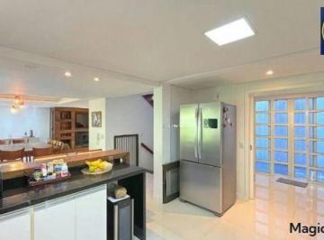 Casa · 155m² · 4 Quartos · 4 Vagas · Casa em Condomínio na Pedra Redonda | 4 Dormitórios | 297m² | 4 Vagas | Solar Bi