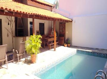 Casa de 3 quartos, Uberlândia · Casa à venda no bairro Morada da Colina em Uberlândia.