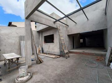 Casa de 3 quartos, Samambaia · Casa Moderna na Quadra 108, Samambaia Sul