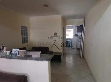 Casa de 3 quartos, São José dos Campos · Casa Sobrado - Campos de São José - 3 Dormitórios - 212m².