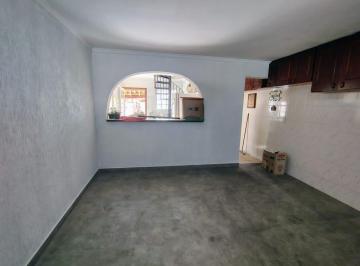e8b85756-ea07-48bb-8d48-f332972c57ba · Aconchegante sobrado para locação em Horto Florestal com 3 quartos, sendo 1 suíte, 179m²
