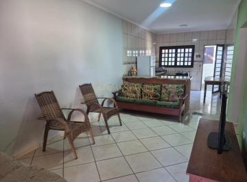Casa · 135m² · 2 Quartos · 6 Vagas · Casa térrea à venda de 135m² | 02 dormitórios, sendo 01 suíte e 06 vagas de garagem |Martim de Sá | 
