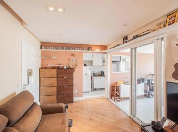 f5420420-8374-4fd0-9a1d-6d092948f011 · Confortável apartamento para venda em Saude com 2 quartos, sendo 1 suíte, 64m²