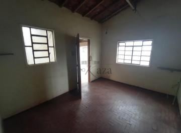 Terreno · 616m² · Terreno Comercial/Residencial - Centro - 616m² - Consta duas casas antigas para demolição