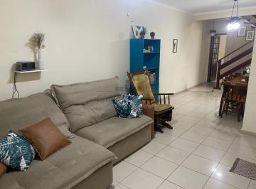 Casa · 125m² · 3 Quartos · 2 Vagas · Oportunidade - Casa Sobrado - Bosque dos Eucaliptos - 3 Dormitórios - 190m².