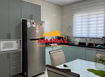 Casa · 240m² · 3 Quartos · 4 Vagas · Casa a venda e locação, no JD das Flores em Suzano.