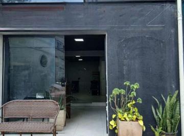 Casa · 176m² · 3 Quartos · VENDO EXCELENTE SOBRADO RESIDENCIAL  E COMERCIAL IDEAL PARA MORAR E INVESTIR