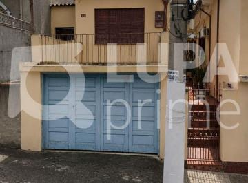 Casa · 99m² · 3 Quartos · 1 Vaga · CASA ASSOBRADADA Á VENDA COM 3 DORMITÓRIOS