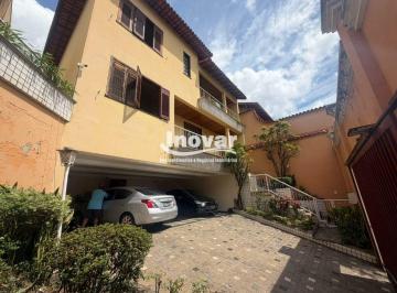 Casa · 414m² · 6 Quartos · 4 Vagas · Casa à Venda no Palmares 414m² 6 Quartos, sendo 2 Suítes, DCE, 4 Vagas