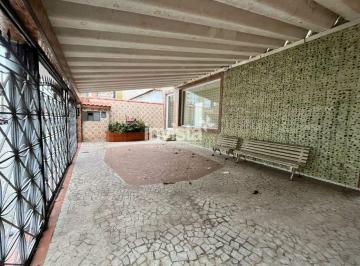Casa · 250m² · 4 Quartos · 3 Vagas · Sobrado 250m² (Frente) com 4 quartos e 3 vagas — Aluguel em Santos (Bairro Aparecida)