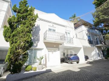 Casa · 297m² · 4 Quartos · 3 Vagas · Casa à venda em cond. fechado no Alto da Boa Vista com 4 suítes, 3 vagas de garagem