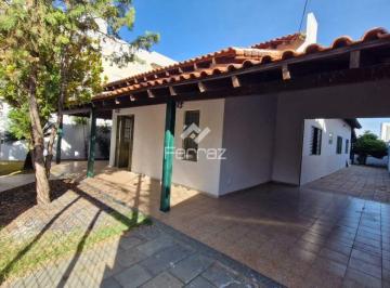 Casa · 207m² · 4 Quartos · 6 Vagas · Casa à venda, 4 quartos, 1 suíte, 6 vagas, Santa Mônica - Uberlândia/MG