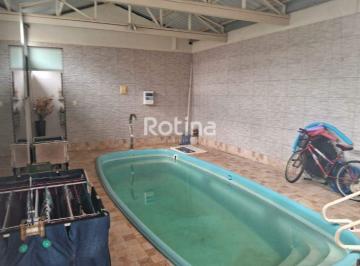 Casa · 215m² · 3 Quartos · 2 Vagas · Casa à venda, 3 quartos, Santa Mônica - Uberlândia/MG - Rotina Imobiliária
