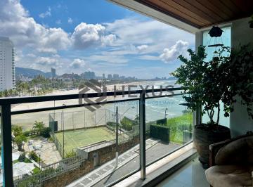 Foto · Apartamento reformado frente mar com varanda e lazer na Praia das Pitangueiras,