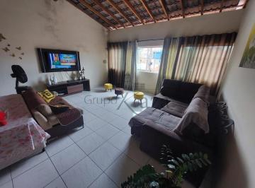 Casa de 3 quartos, São José dos Campos · Casa Sobrado com Ponto Comercial - Jardim Santa Luzia - 3 Dormitórios - 144,90m².