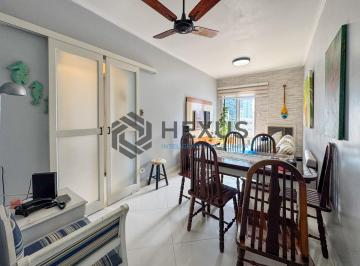 Foto · Apartamento com varanda a 2 quadras da praia nas Pitangueiras, Guarujá