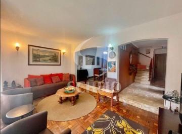 Casa · 170m² · 3 Quartos · 2 Vagas · Sobrado de Esquina no Campo Belo | 3 Dormitórios, 1 Suíte, 2 Vagas e Zoneamento ZM