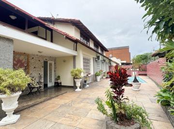 6a9cb30a170ea50a850c6b83b5c35bf471830d53 · Casa com 6 quartos para alugar, 462 m² por R$ 10.377/mês - São Francisco - Niterói/RJ