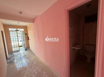 Comercial · 40m² · Loja disponível para locação no bairro Osvaldo Rezende em Uberlândia-MG.