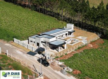 Rural · 1000m² · 3 Quartos · 2 Vagas · Chácara Contemporânea em Pinhalzinho: Design Minimalista