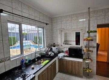 8dae1032d963ff742f402f05a18d8e7fe60985b5 · Casa com 3 dormitórios à venda, 204 m² por R$ 1.260.000 - Jardim Fazenda Rincão - Arujá/SP