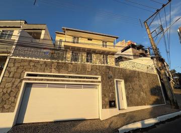 Casa · 191m² · 4 Quartos · 2 Vagas · Casa a venda com 04 quartos, sendo duas suítes, copa/cozinha, área Gourmet e duas vagas de garagem