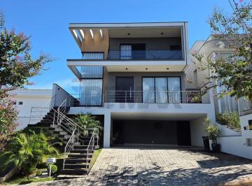 Casa · 348m² · 3 Quartos · 4 Vagas · "Seu Refúgio dos Sonhos no Vale das Águas!"