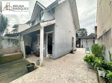 Casa · 90m² · 3 Quartos · 2 Vagas · OPORTUNIDADE!