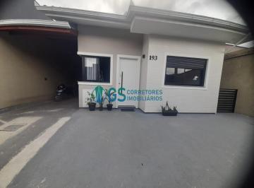 Casa · 69m² · 3 Quartos · 1 Vaga · Casa de 3 Dormitórios e Piscina À Venda em Palhoça/SC