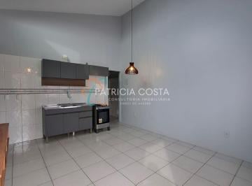 Apartamento · 2 Quartos · Apartamento para Aluguel no Centro de Garopaba!