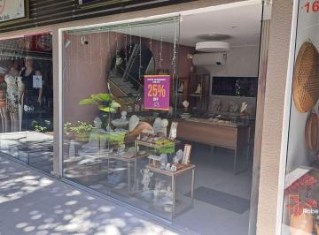 Comercial · 38m² · Loja à Venda no Shopping Terras da Finlândia