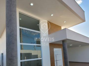 Casa · 208m² · 3 Quartos · 4 Vagas · Casa Alto Padrão à Venda no bairro Recanto do Bosque
