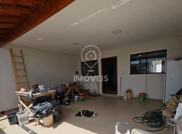 Casa · 117m² · 2 Quartos · 2 Vagas · Casa Geminada à venda no bairro Mangabeiras