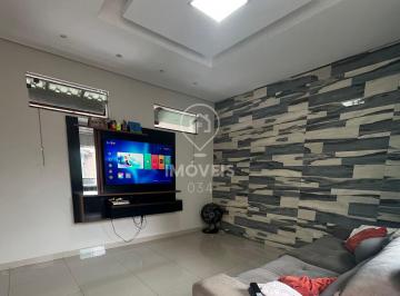 Casa · 205m² · 3 Quartos · 2 Vagas · Casa à venda no bairro Fenícia