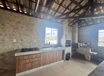 Casa · 317m² · 5 Quartos · 2 Vagas · Casa ampla com área gourmet e jacuzzi no bairro São João