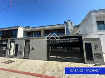 Casa · 161m² · 3 Quartos · 2 Vagas · Casa Geminada em Perequê, Porto Belo/SC